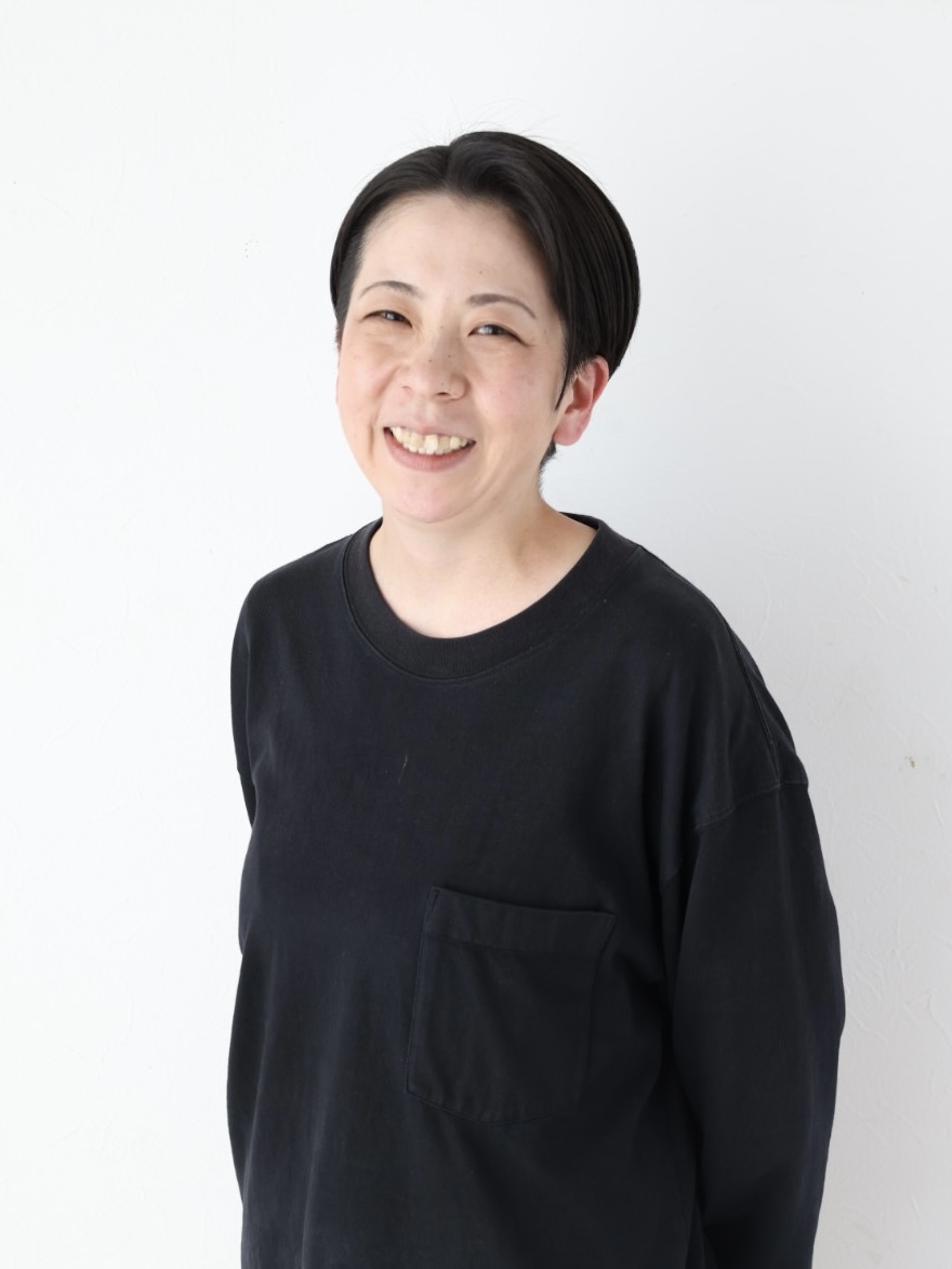 石塚　賀依子